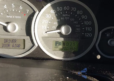 2005 Mercury Mariner Luxury/Premier из США, поврежденный, VIN 4M2CU571X5DJ02770